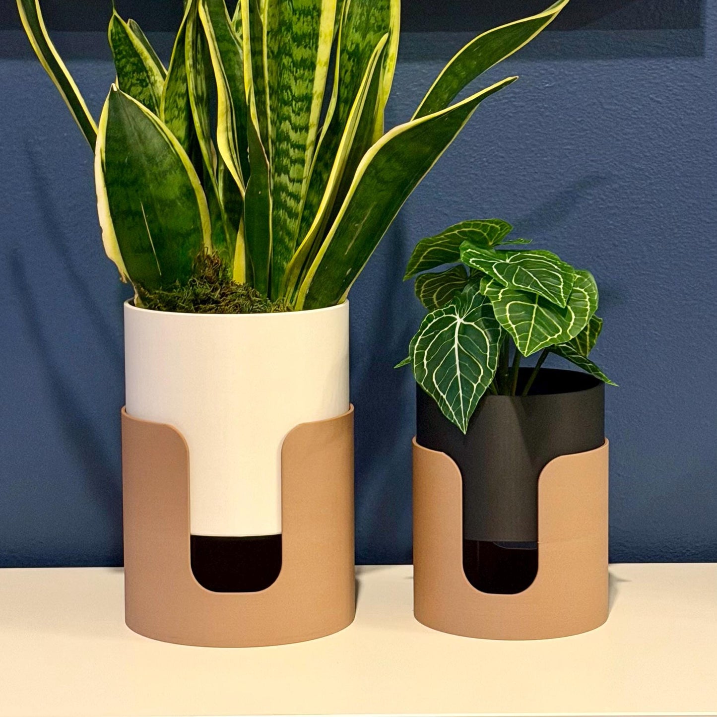 Smooth Cradle Planter