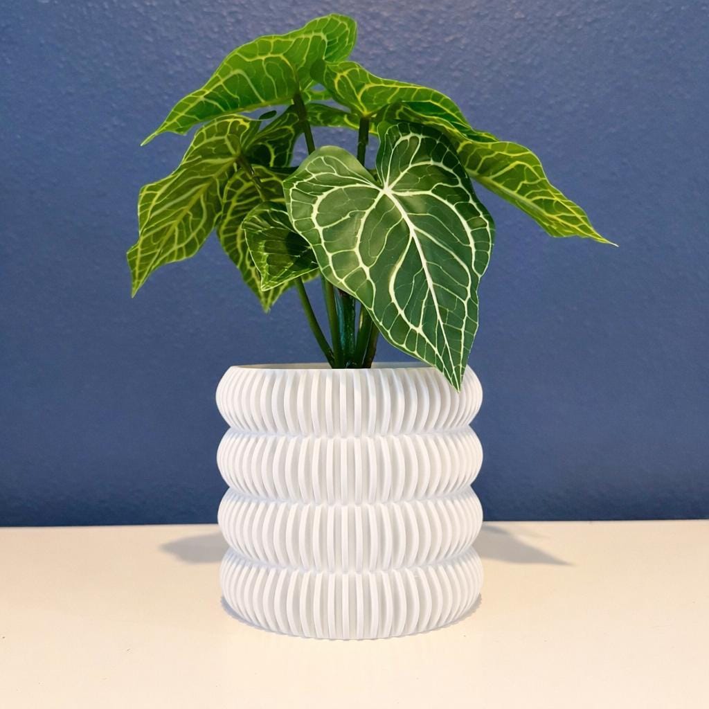 4-Ripple Planter
